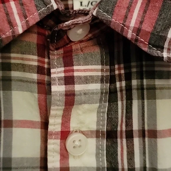 Childrens Place long sleeved, red plaid, buttondown shirt. LG(10-12) - Picture 6 of 6